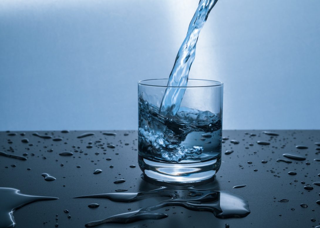 Water Glass Drops Drink Clear Blue https://pixabay.com/images/id-2296444/