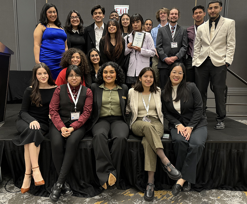 UIC’s chapter of ASCE recently competed at and co-hosted the annual ASCE Western Great Lakes Student Symposium in Chicago