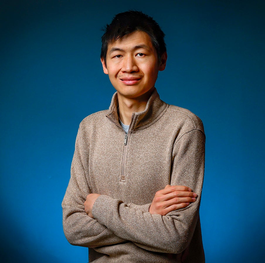 Xi Cheng, a PhD candidate in CME, received the 2023-2024 College of Engineering Exceptional Research Promise Award.